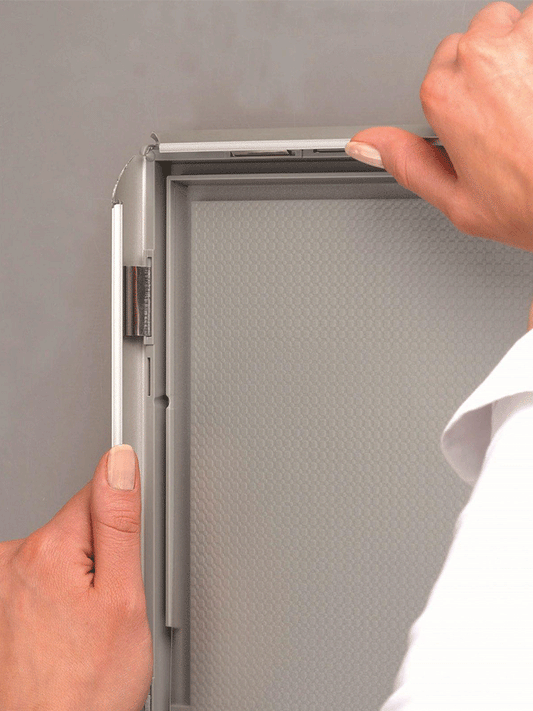 Poster Snap Frames